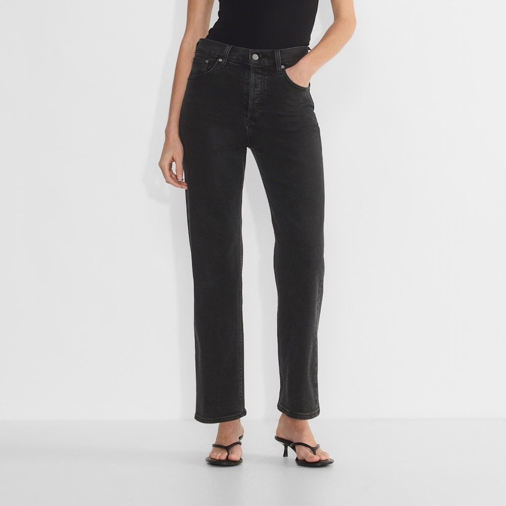 Aritzia Denim Forum Arlo High Rise Straight 28L in Black eyeliner